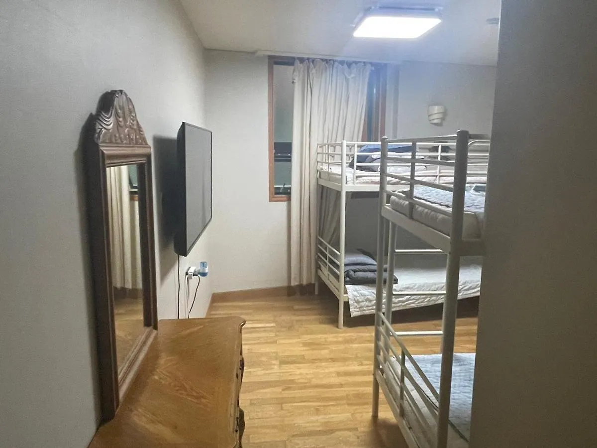 Hanra Guesthouse Jeju